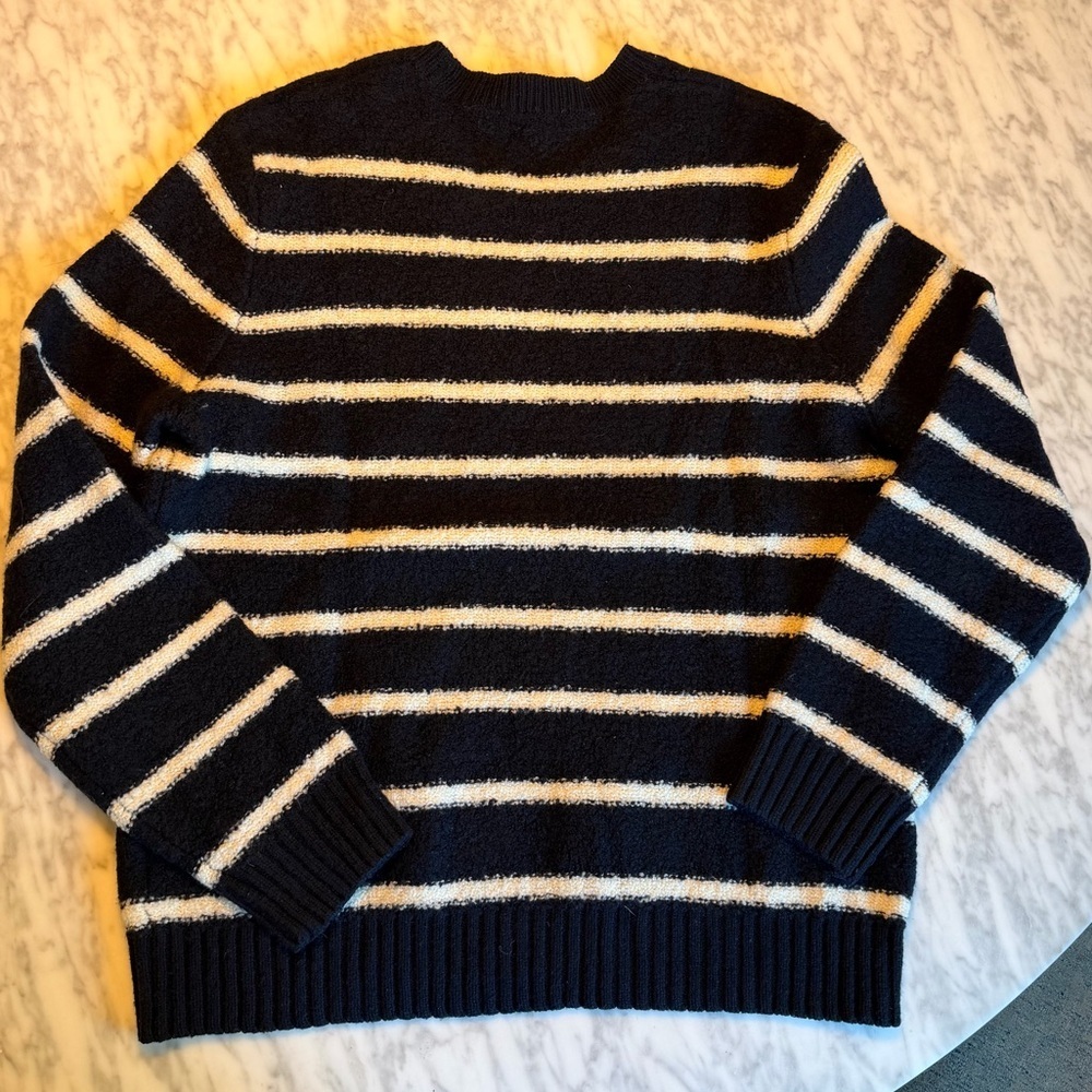 Vince Wool Blend Sweater in Coastal Blue - Picture 6 of 7
